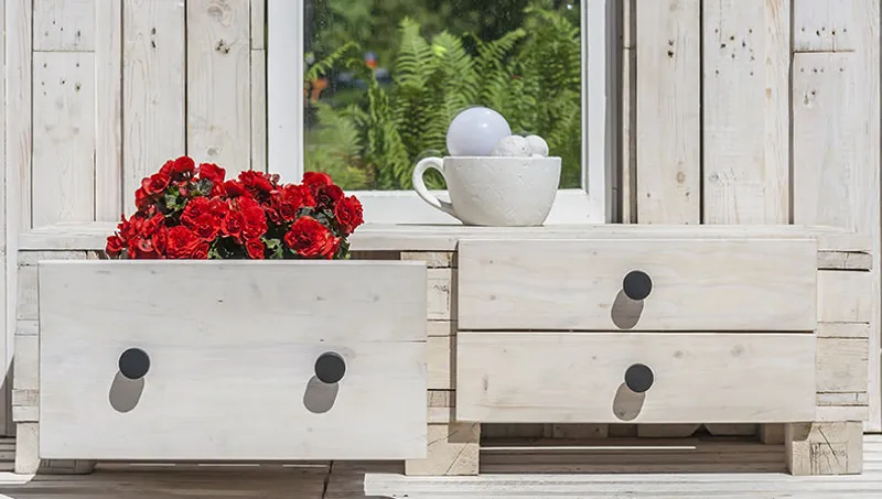 家具を500円でリメイク！初心者でも1時間で綺麗にできた！